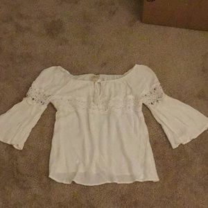 Quarter length sleeve baby doll white top